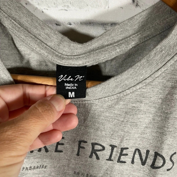 Women’s “Plants are Friends” cropped gray short sleeve shirt Medium - Picture 3 of 4